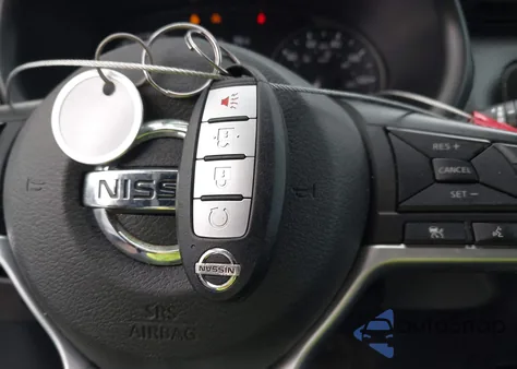 2021 Nissan Kicks Sv Xtronic Cvt из США, поврежденный, VIN 3N1CP5CV4ML477605